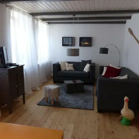 Alter Kraemerladen Von 1732 *